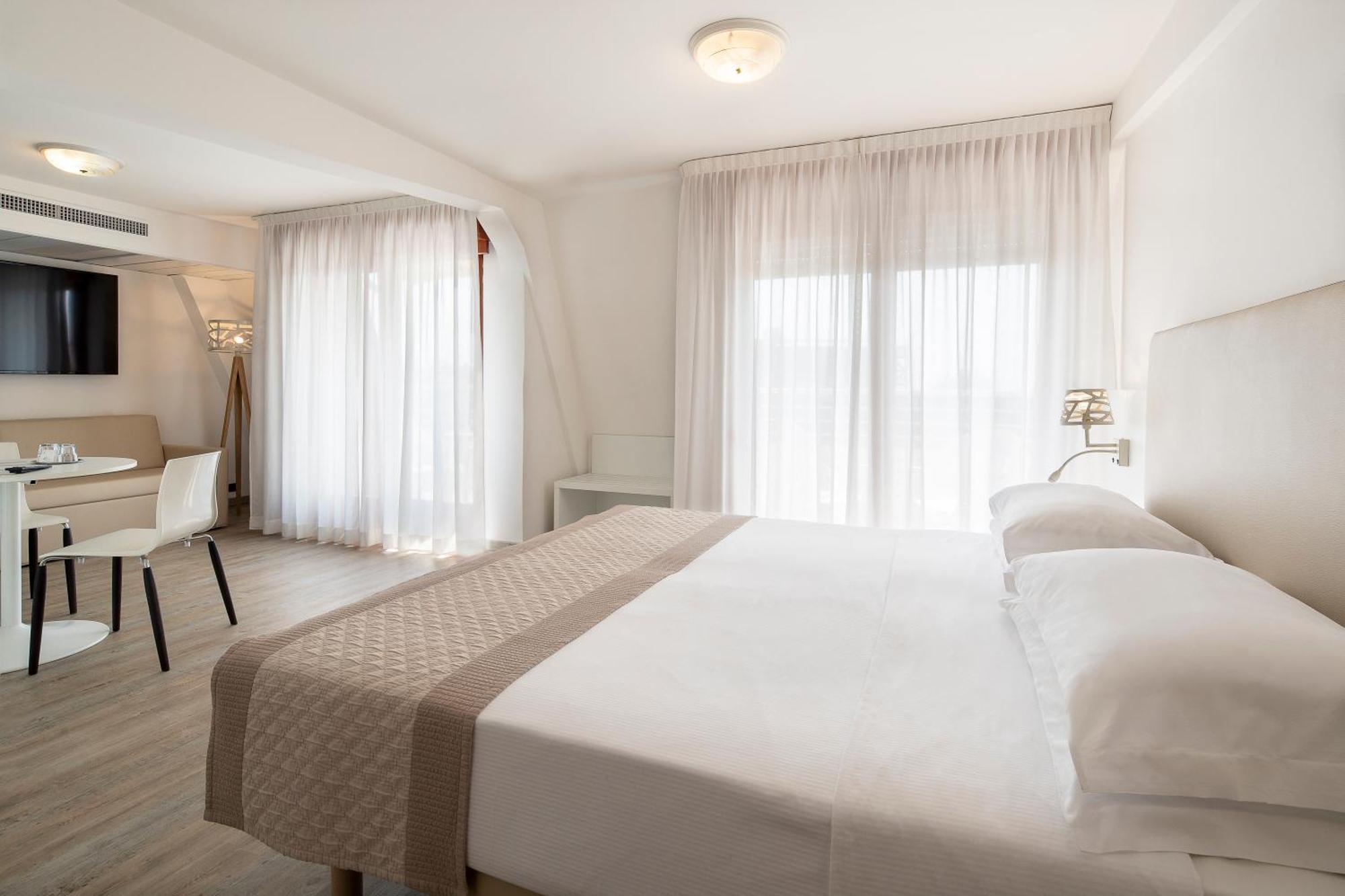 Fantinello Hotel كاوْرلي المظهر الخارجي الصورة