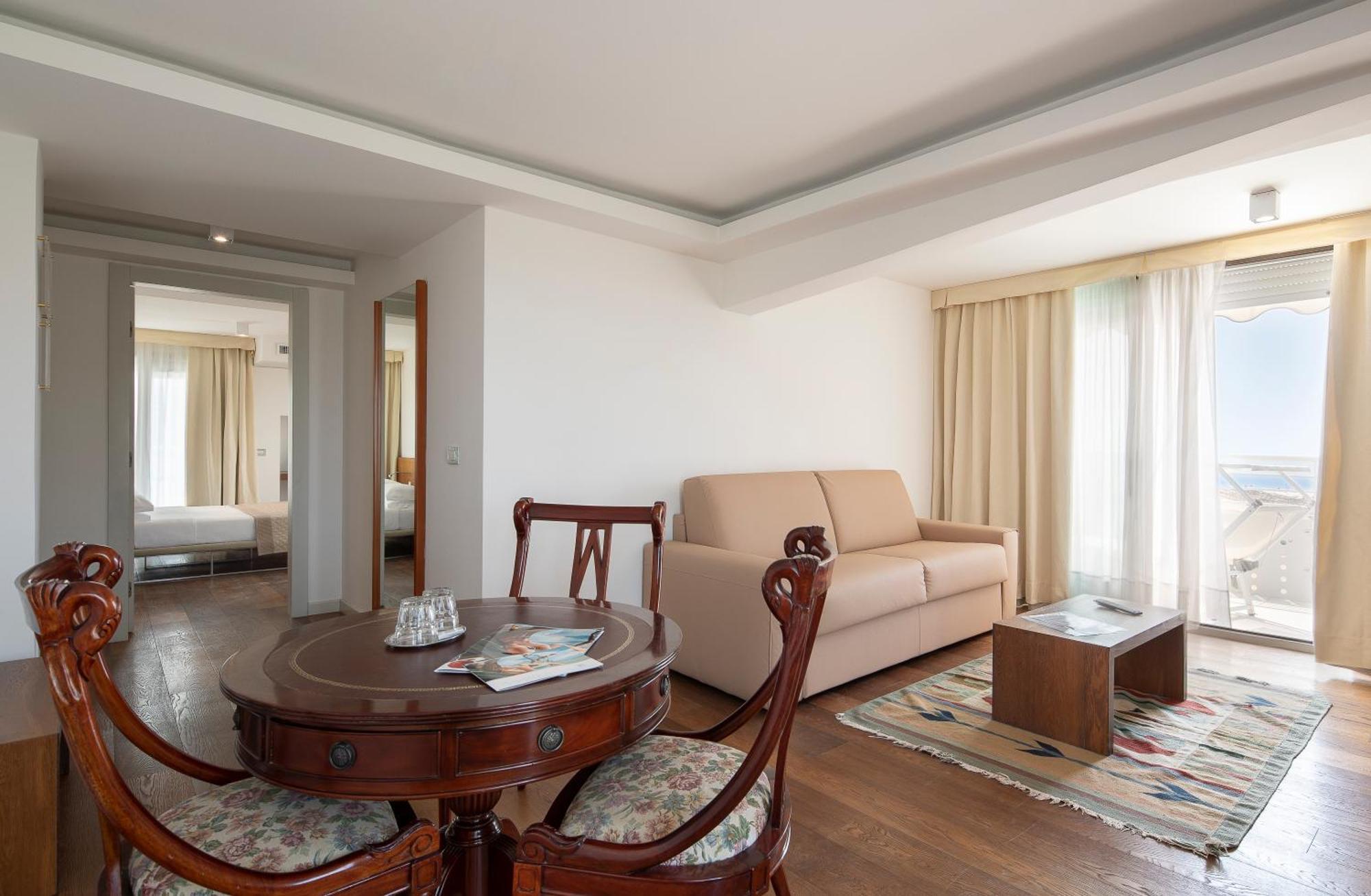 Fantinello Hotel كاوْرلي المظهر الخارجي الصورة