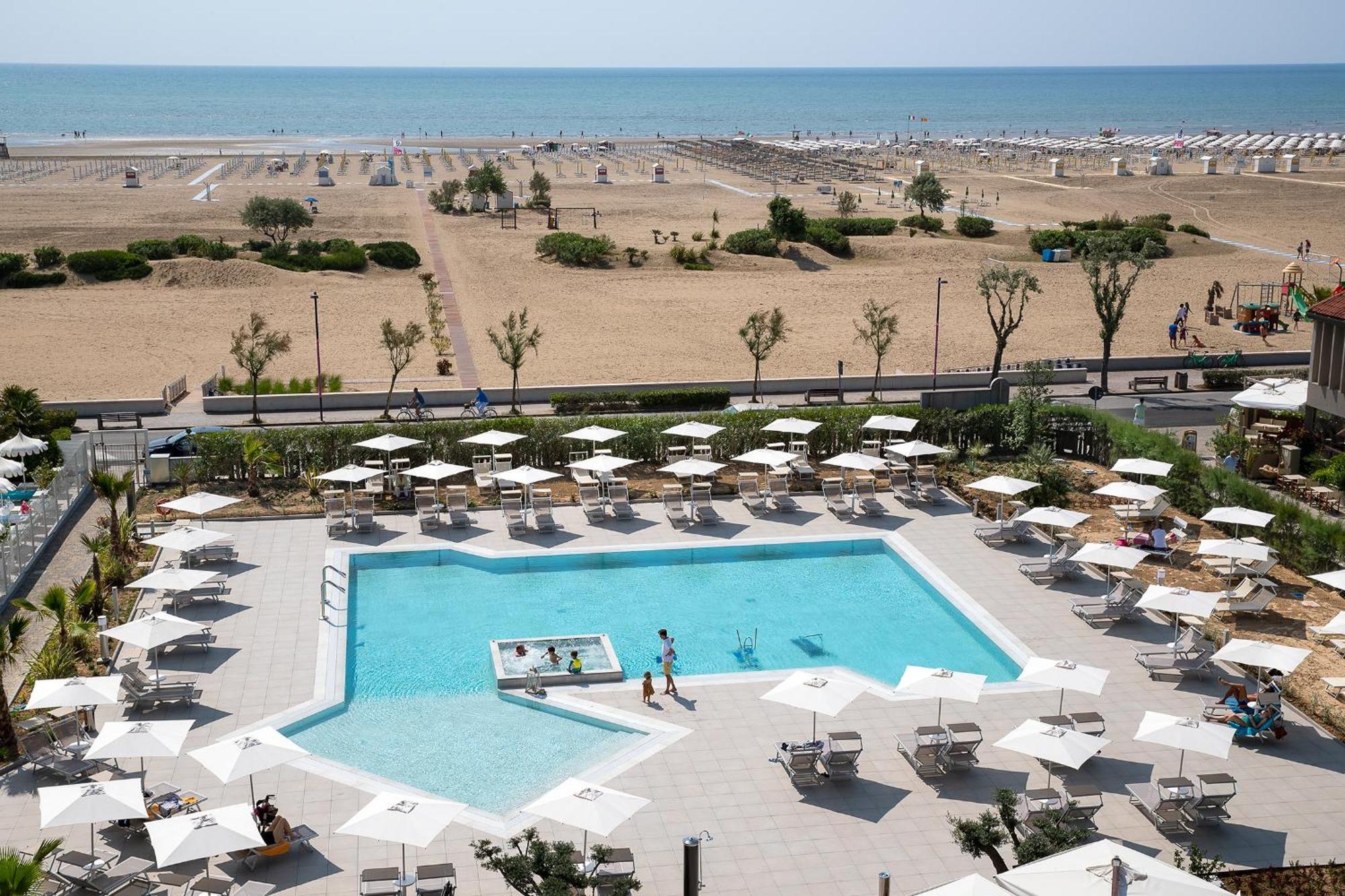 Fantinello Hotel كاوْرلي المظهر الخارجي الصورة