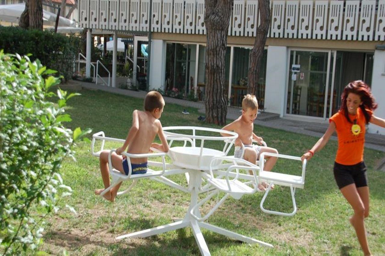 Fantinello Hotel كاوْرلي المظهر الخارجي الصورة